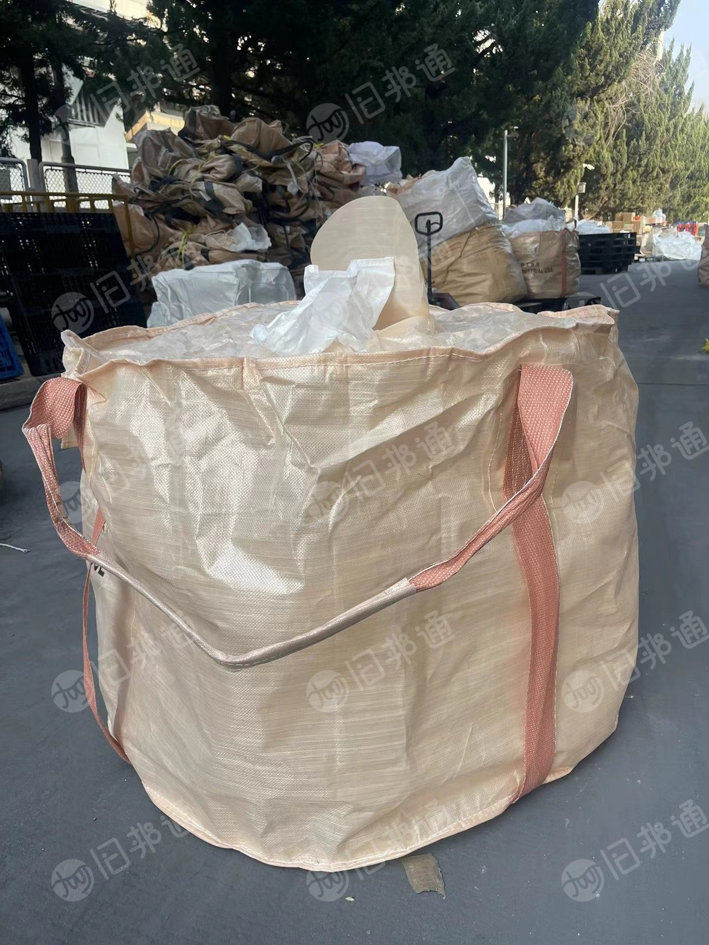 长期出售二手吨包，规格不统一，有高80直径110，之前装树脂粉原料