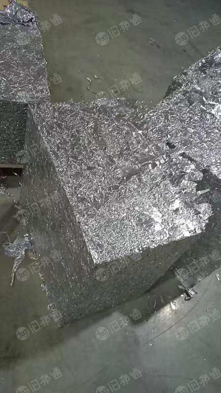 长期出售民用铝餐盒冲压的边角料，主要是3003和8011