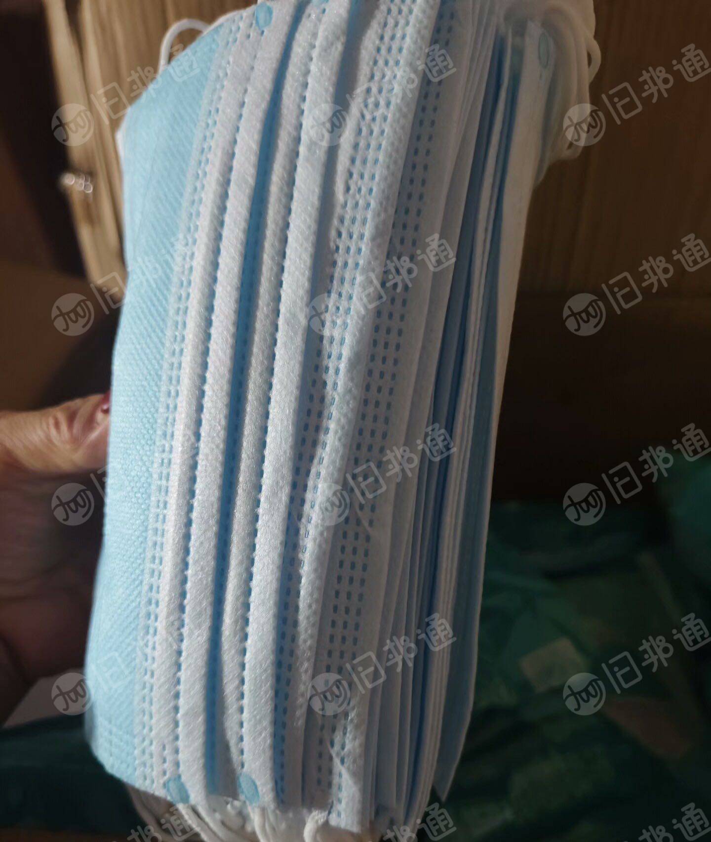 出售口罩毛料，三层防护，现货20箱