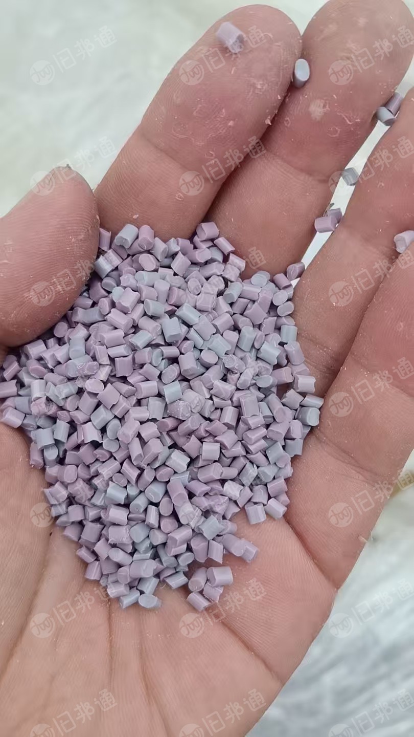 大量出售亚克力水口破碎料，亚克力废料，现货100吨左右
