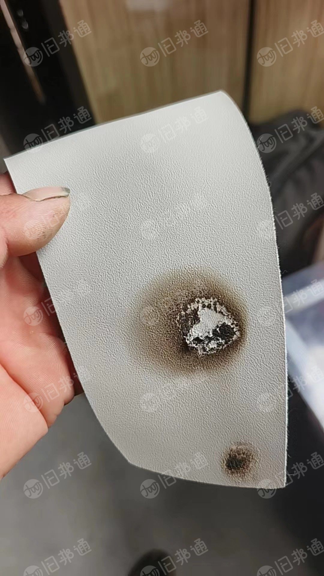 长期出售比亚迪厂下来的pvc汽车坐垫革边角料，月供50吨
