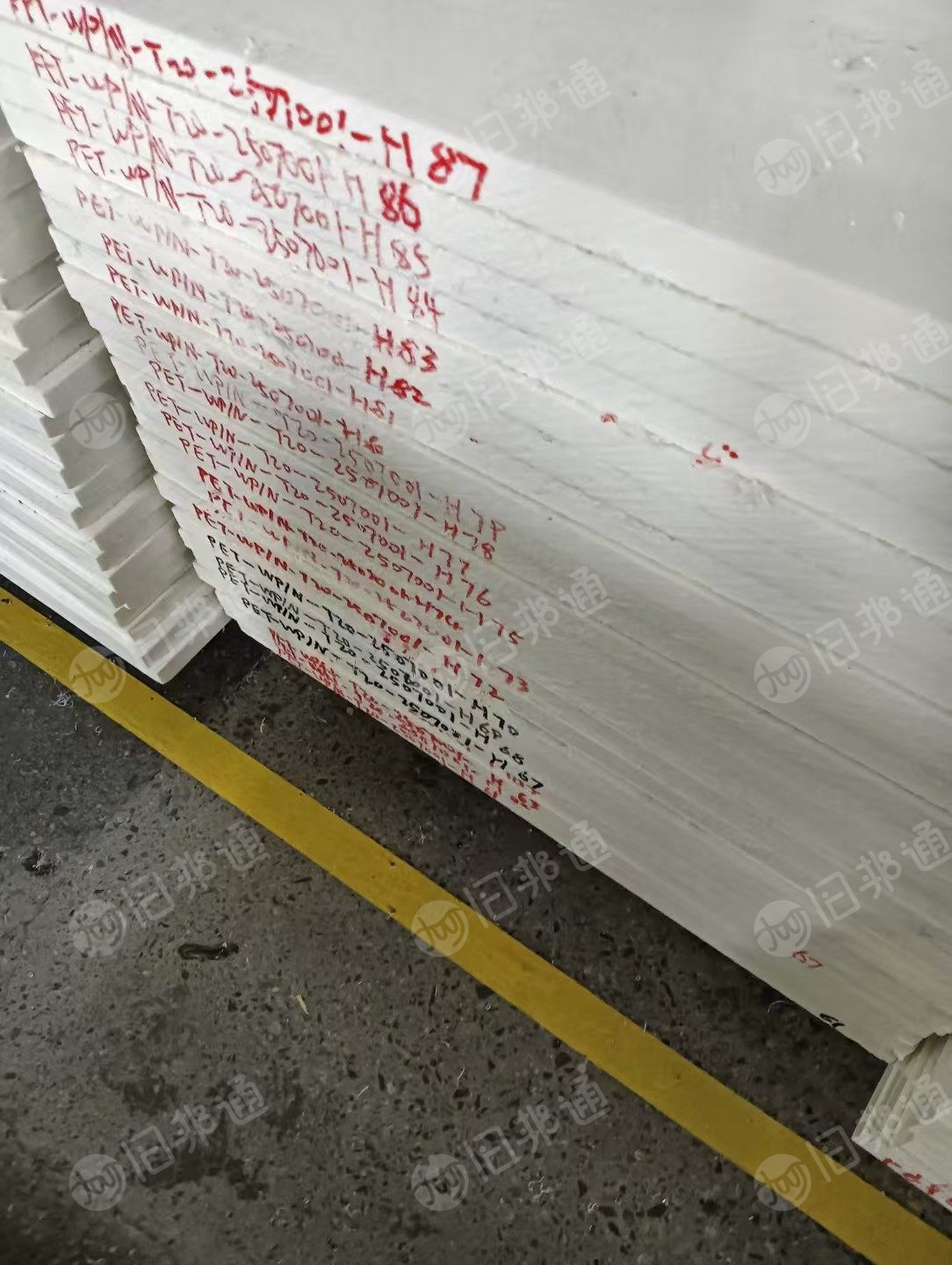 出售pet板材，有黄点，月供20多