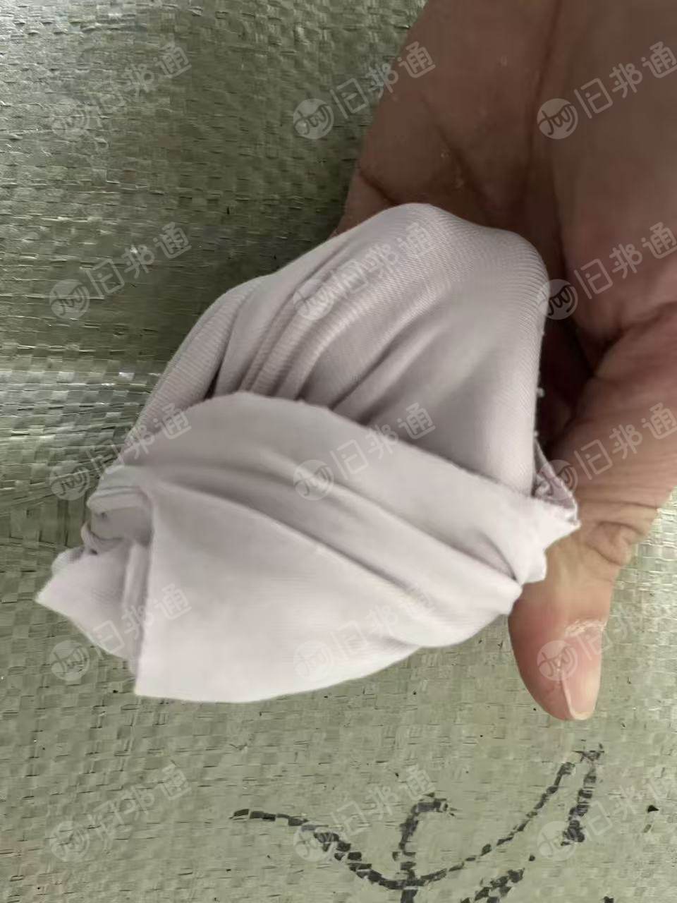 长期出售针织涤棉废布，涤棉碎布，含棉65-75，货在广西钦州