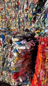 长期出售花乙压块，纯壶压块，够车发走