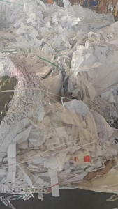 出售废不干胶纸压包料