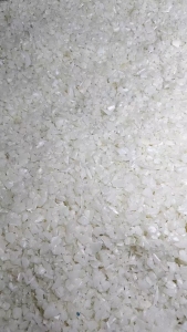 出售大小尿素桶破碎料 滚塑桶破碎料 大白乙破碎料,现货10吨左右
