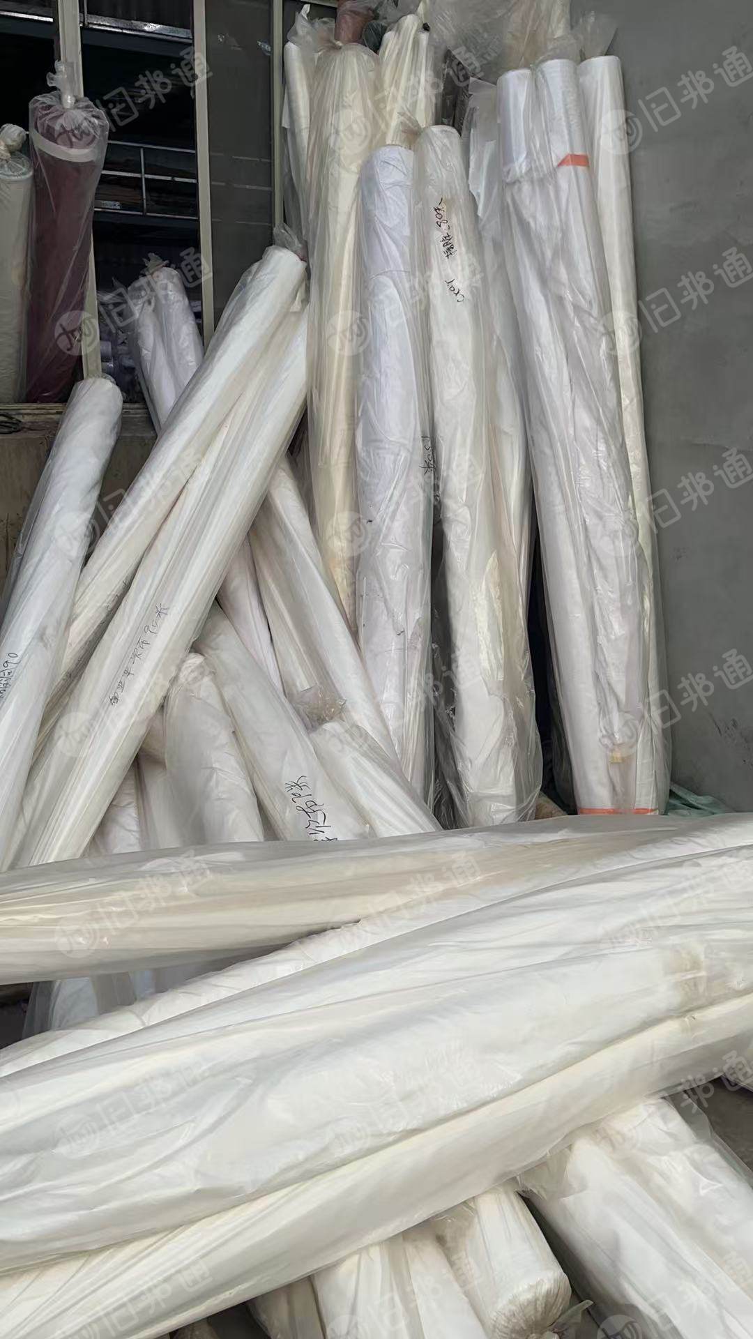 长期出售涤纶坯布，染厂下来的没用过的，现货有3吨左右，在浙江湖州