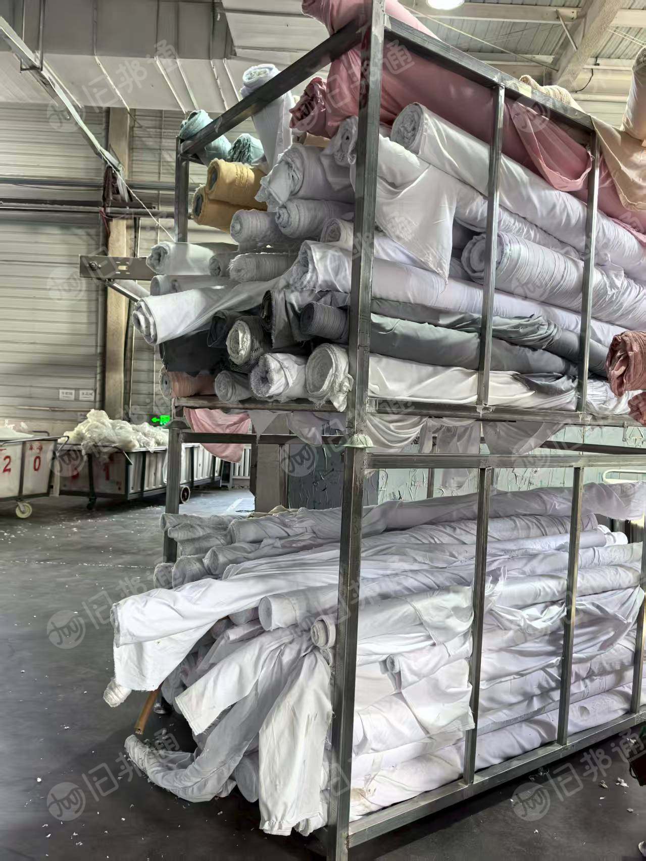 长期出售涤纶坯布，染厂下来的没用过的，现货有3吨左右，在浙江湖州