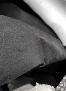 长期出售电缆厂下来的无纺布废料，无纺布边角料，现货一挂车