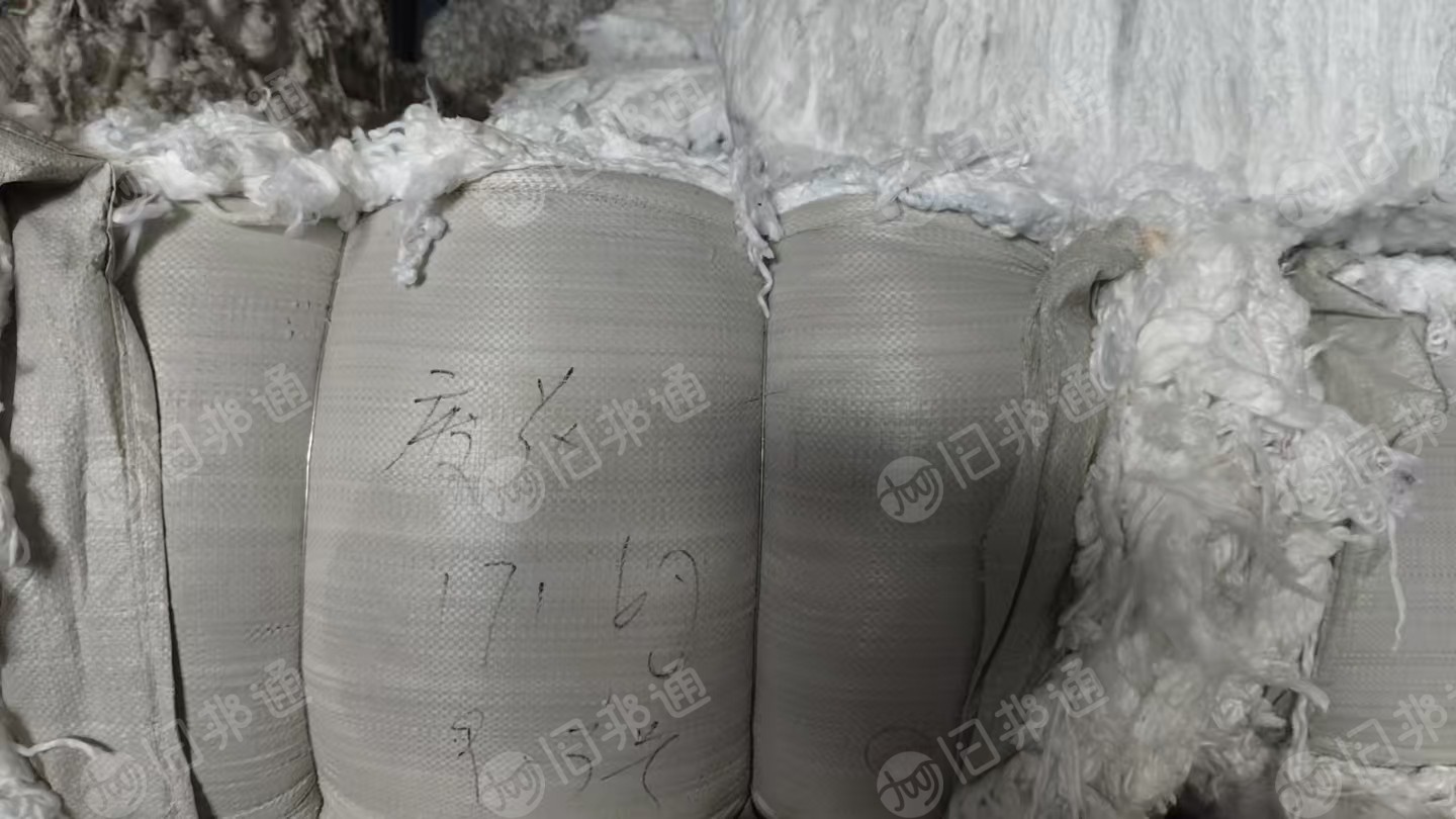 长期出售环锭纺下来的大化废白花，现货40吨，货在山东济宁