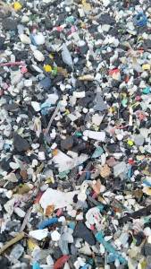 求购燃烧料，废塑料，黑料