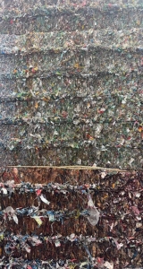 出售风选下来的商标纸压块，现货十来吨