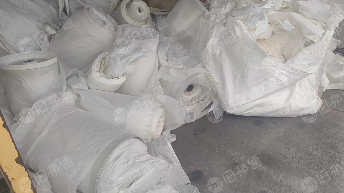出售白色不锈钢衬纸，大部粉是卷筒的，带轻油