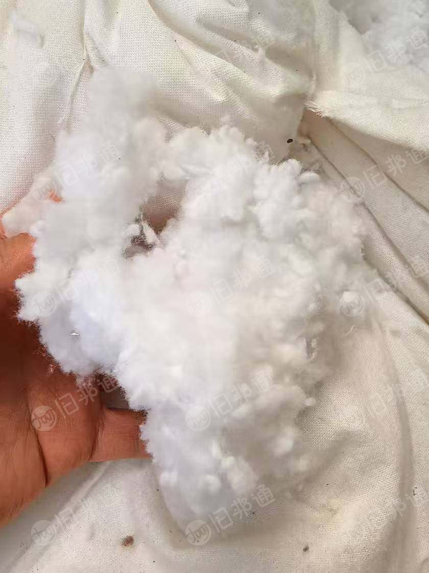 长期出售纯棉磨毛料，毛毛料，月供5吨左右