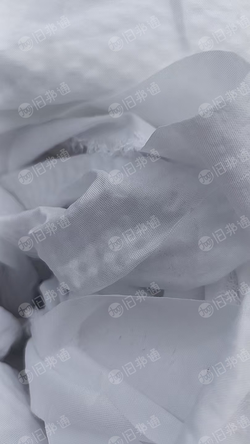 出售白色涤纶废布，涤纶开花料，现货10吨左右