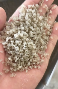 出售缠绕膜颗粒，粘膜颗粒，过120目