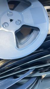 长期出售PS毛料，蓝色和白色，电子料盘