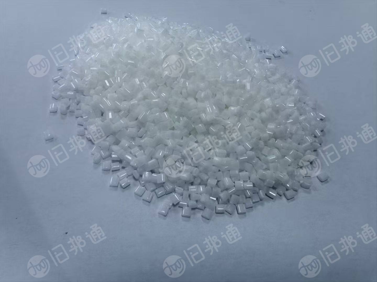 长期出售ABS/PC合金颗粒