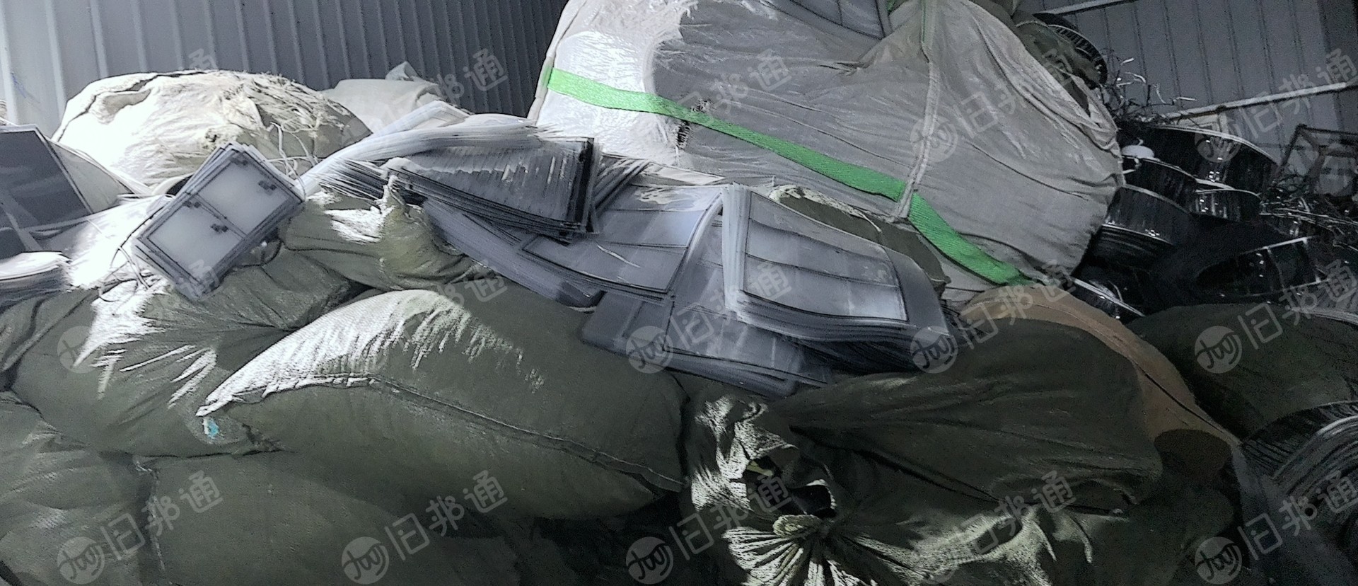 出售黑色PC带胶片材，现货20吨