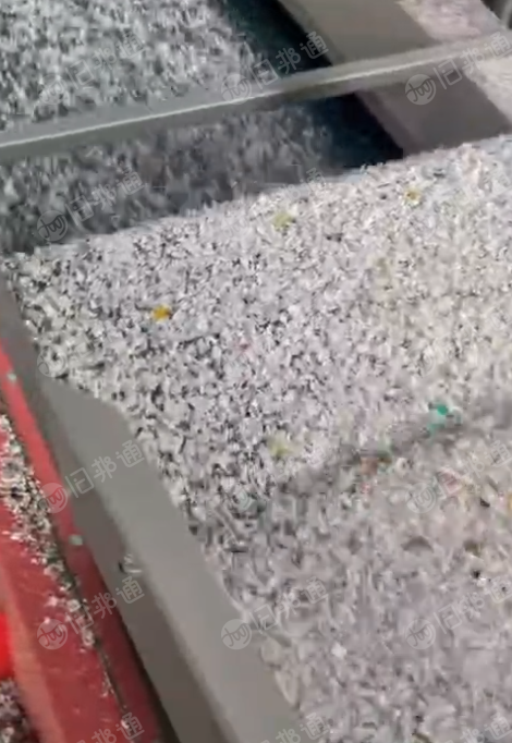 出售杂色PET瓶片，可做打包带，乳白瓶片，日产几十吨