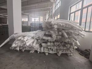 织布厂长期出售涤纶大小卷布，涤纶磨毛布，有白色涤纶坯布，也有杂色，货在浙江湖州