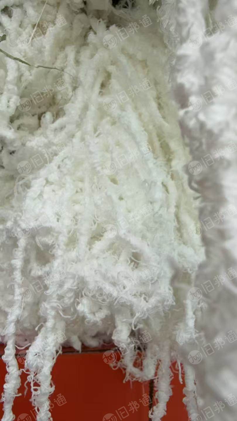 长期出售氨纶废丝氨纶水丝，有甩干和未甩干的，甩干是压好包的，未甩干30个水，每个月有200吨