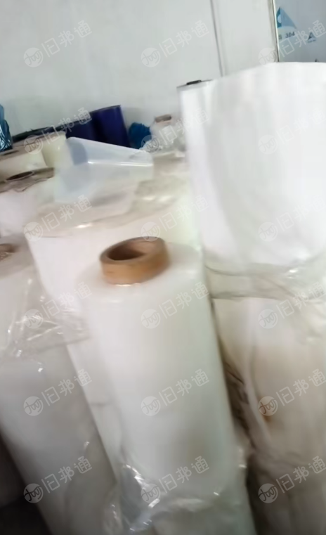 求购PE保护膜废料,带胶的PE卷筒膜,PE带胶静电膜
