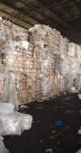 长期出售二白高压膜废料，PE花膜废料