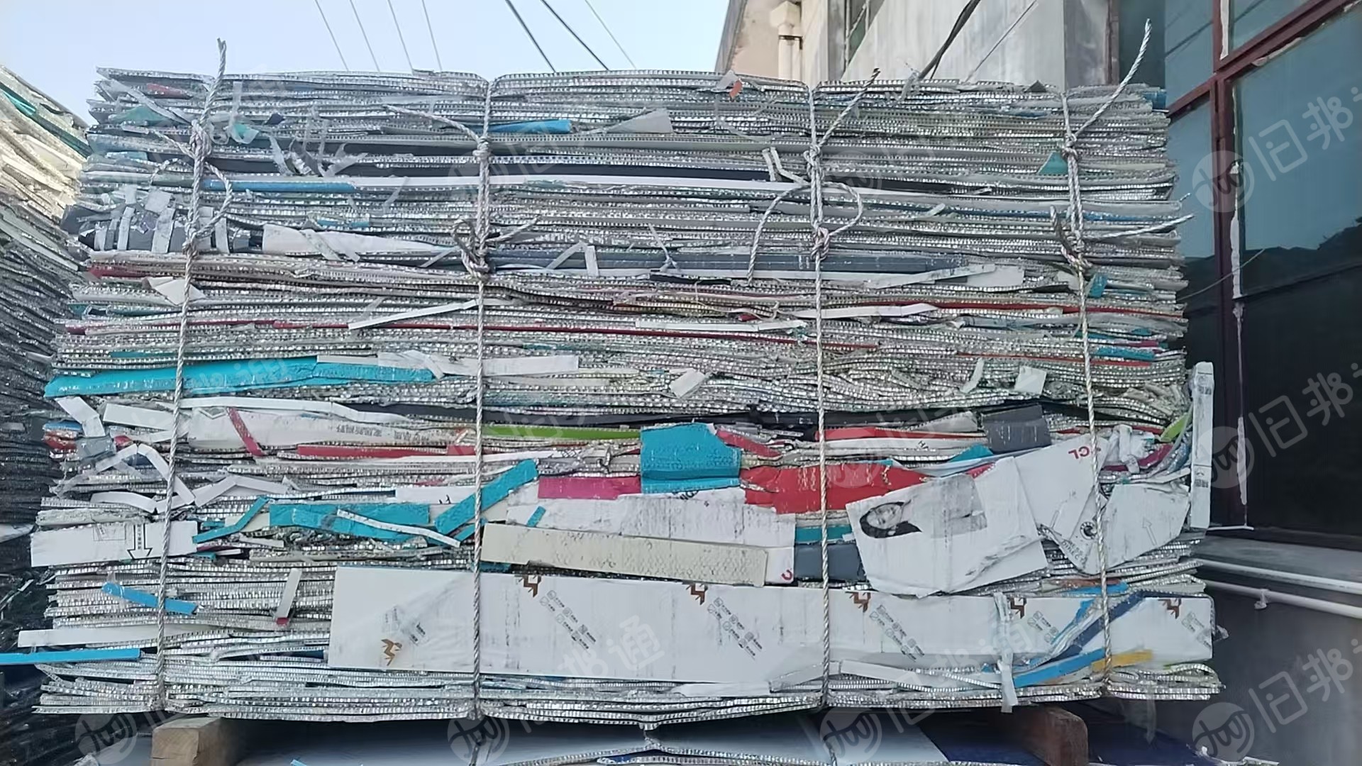 大量出售蜂窝板，蜂窝芯，现货2挂车