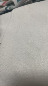长期出售白色的涤锦边角料,毛巾边角料,涤锦废布,锦纶含量13,现货五六吨