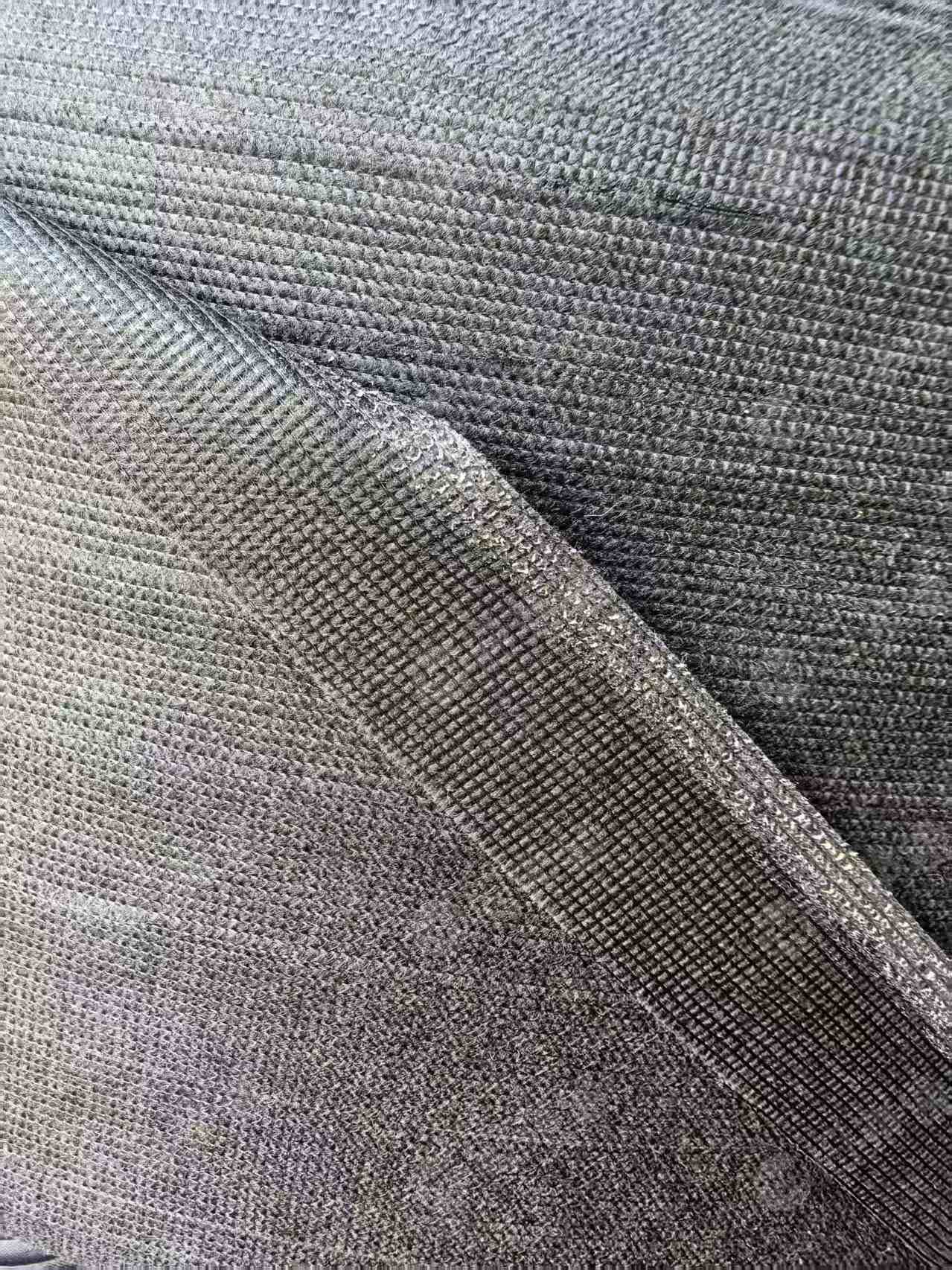 长期出售限速胶带边角料,涤纶无纺布边脚料,月供十几吨,货在江苏苏州