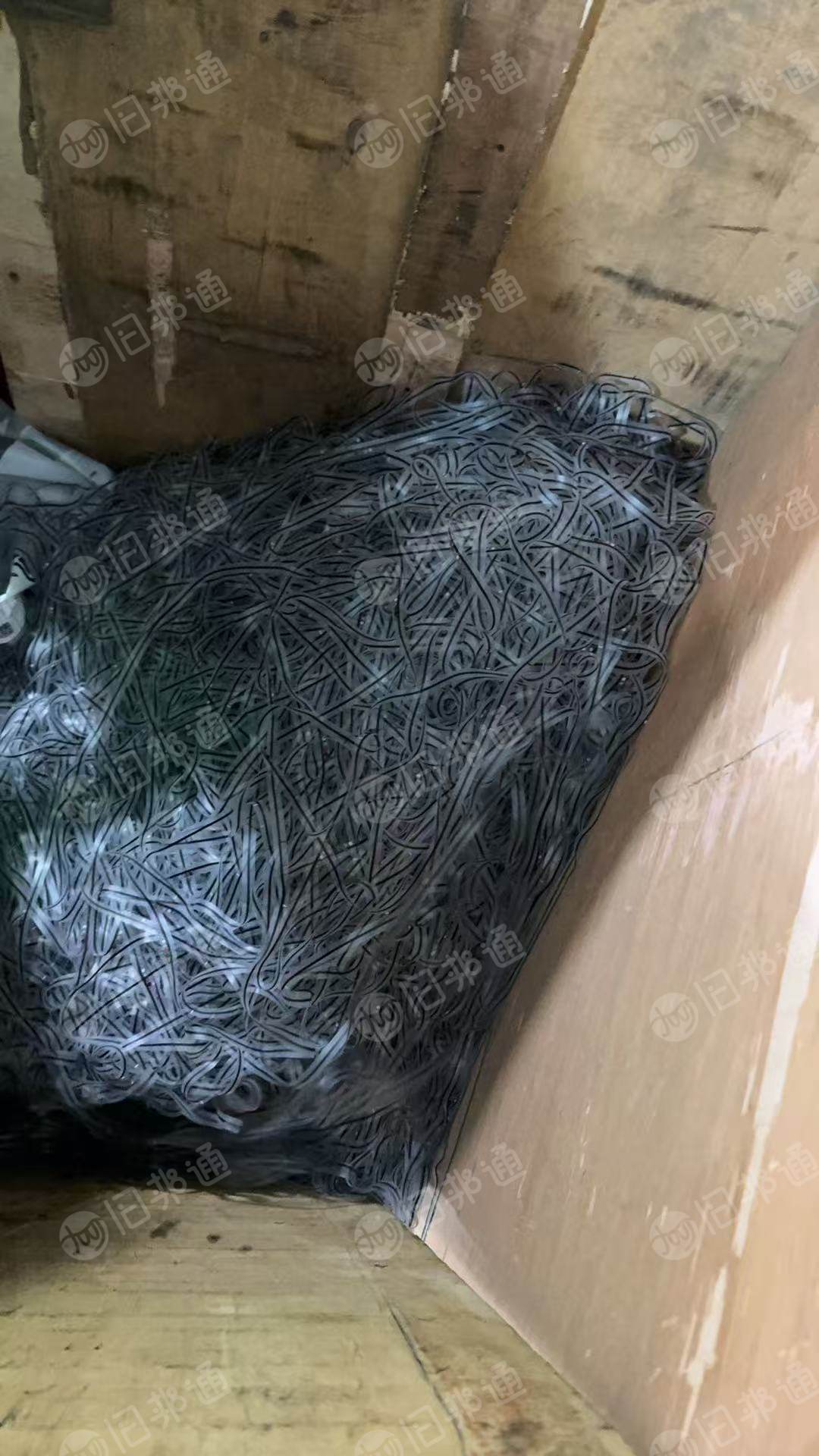 长期出售包装厂下来的cpp膜废料，卷散都有，各种颜色混一起