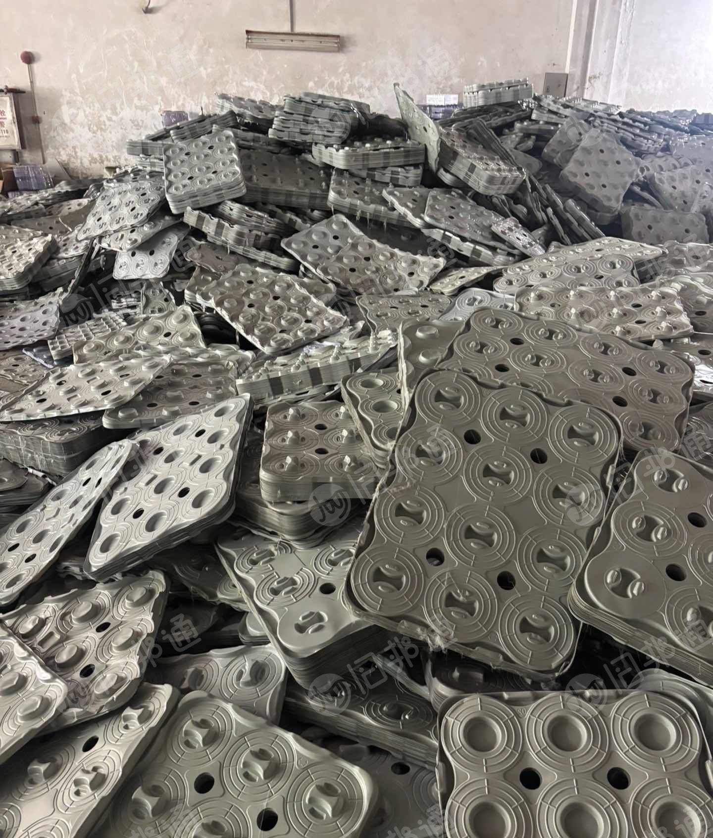 出售PVC氨纶片废料，长期有货