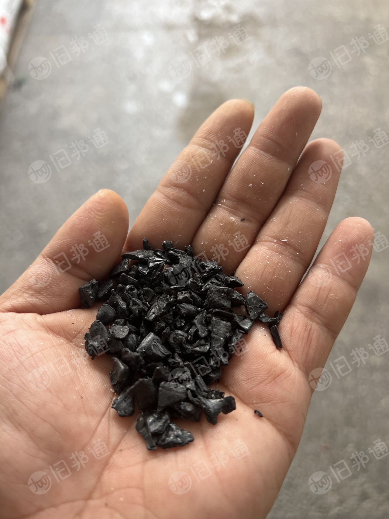 出售PC/ABS合金破碎料，现货20吨，有需要联系