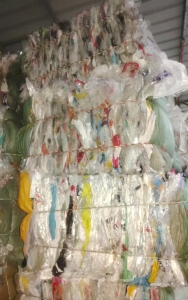 出售服装丙膜废料，服装花丙膜废料