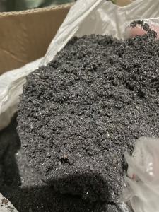 出售铝合金封边隔热条打磨下来的尼龙粉末,月供300/800吨左右
