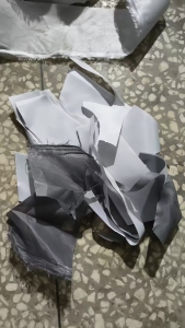 长期出售涤纶箱包里布,箱包布,涤纶废布,有分颜色,月供20吨左右,货在湖南邵阳