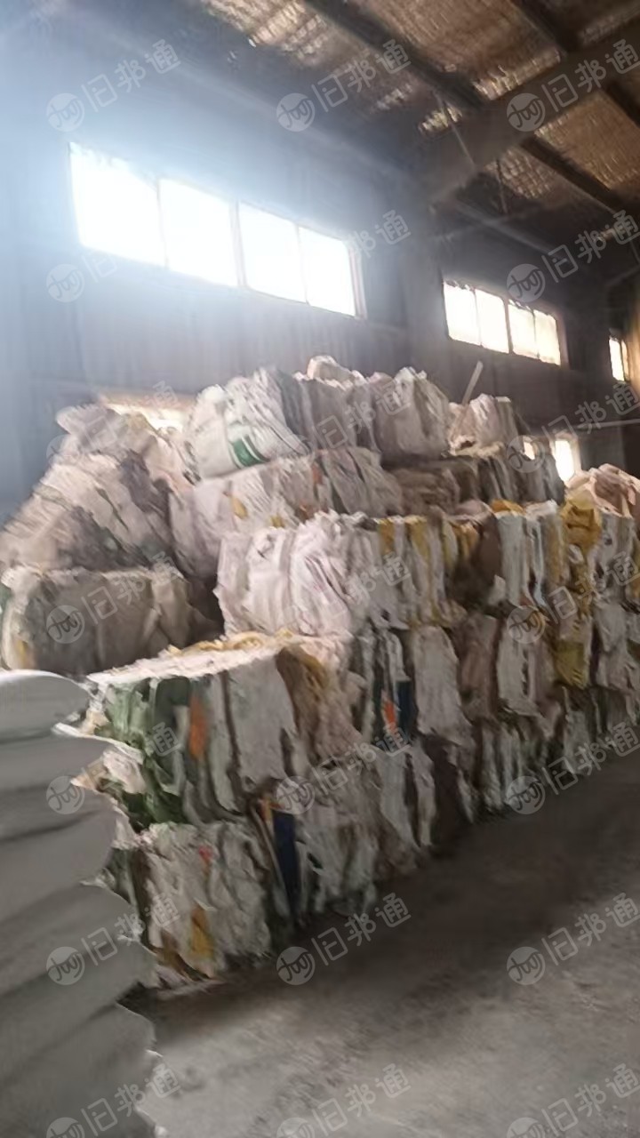 出售干造编织袋毛料,月供200吨