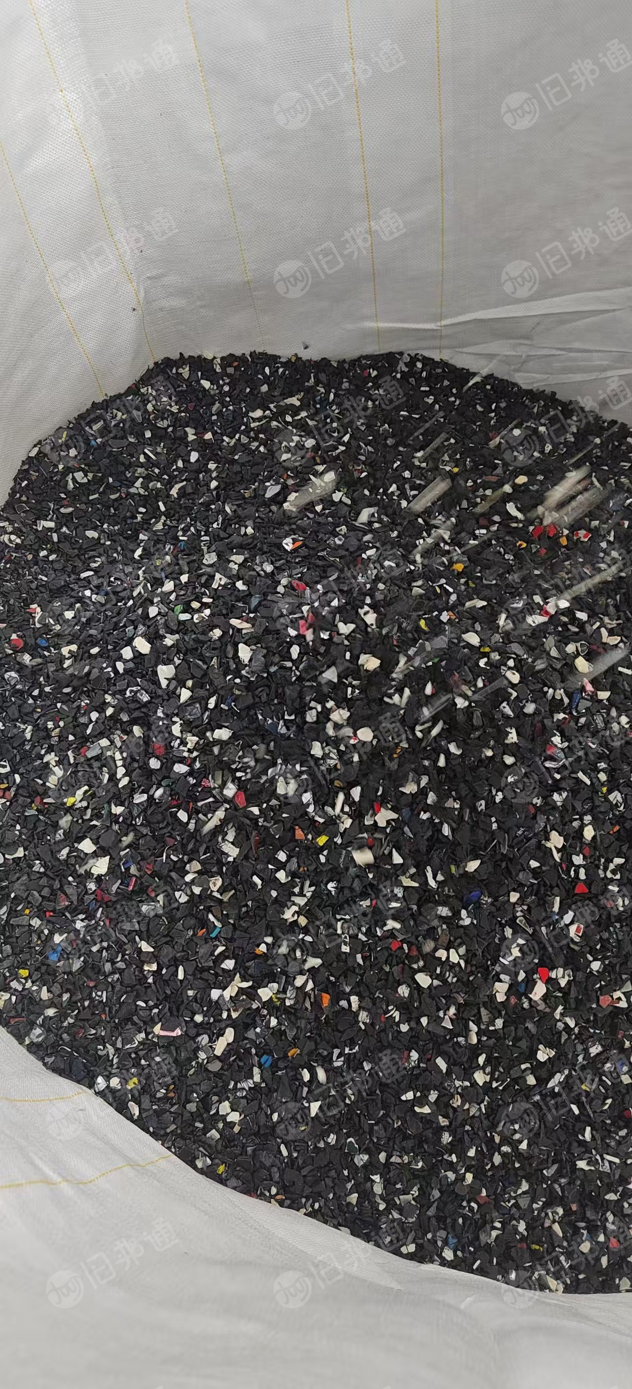 长期出售pp保险杠破碎料，清洗甩干除铁