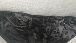 长期出售pp保险杠破碎料，退漆的未过盐水，现货50多吨