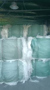 长期出售干造高压膜废料，带轻胶，现货一挂车装不完