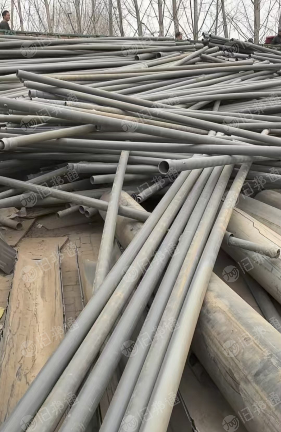求购硬质PVC灰管毛料，煤矿管道废料