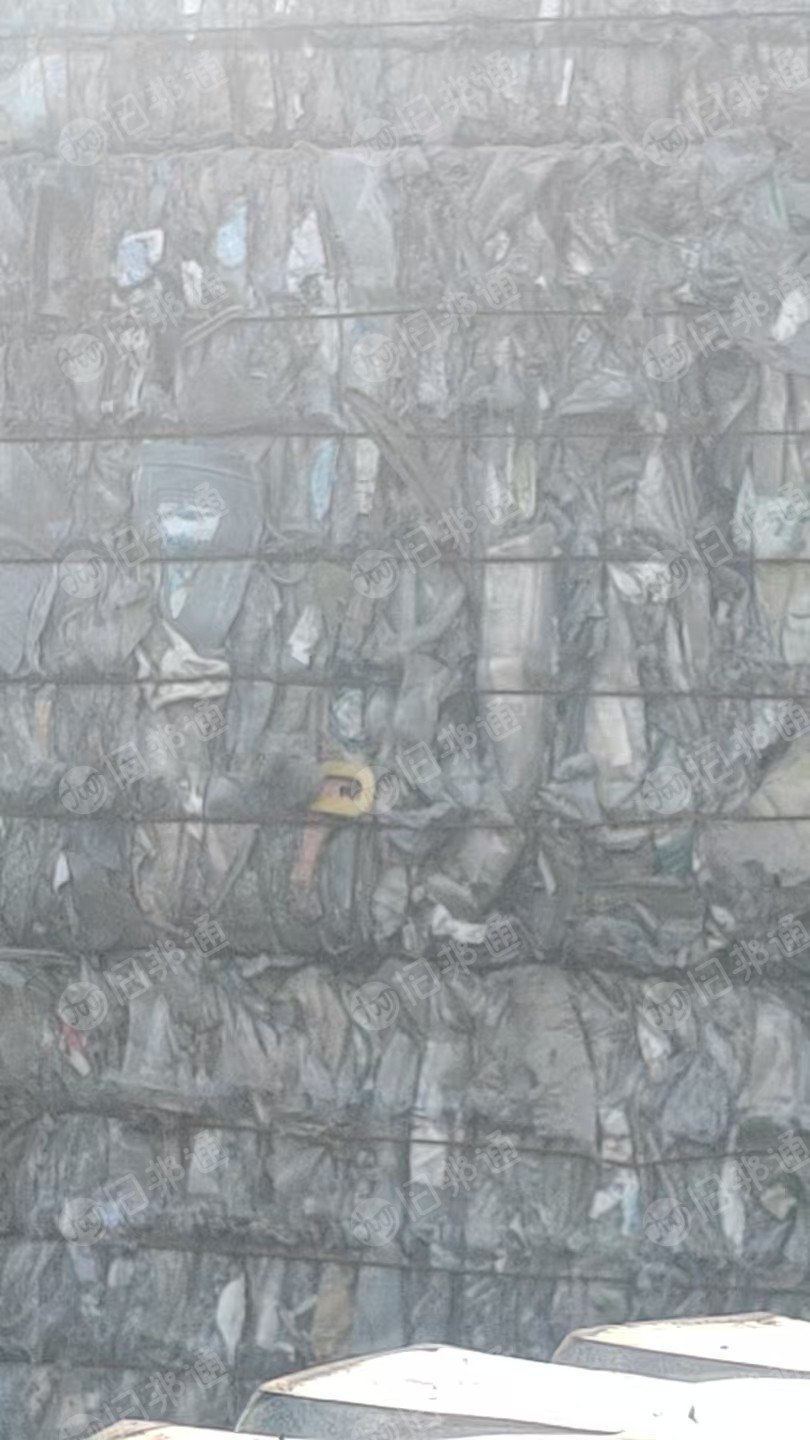 长期出售生活吸塑盒压块，现货13米一挂车