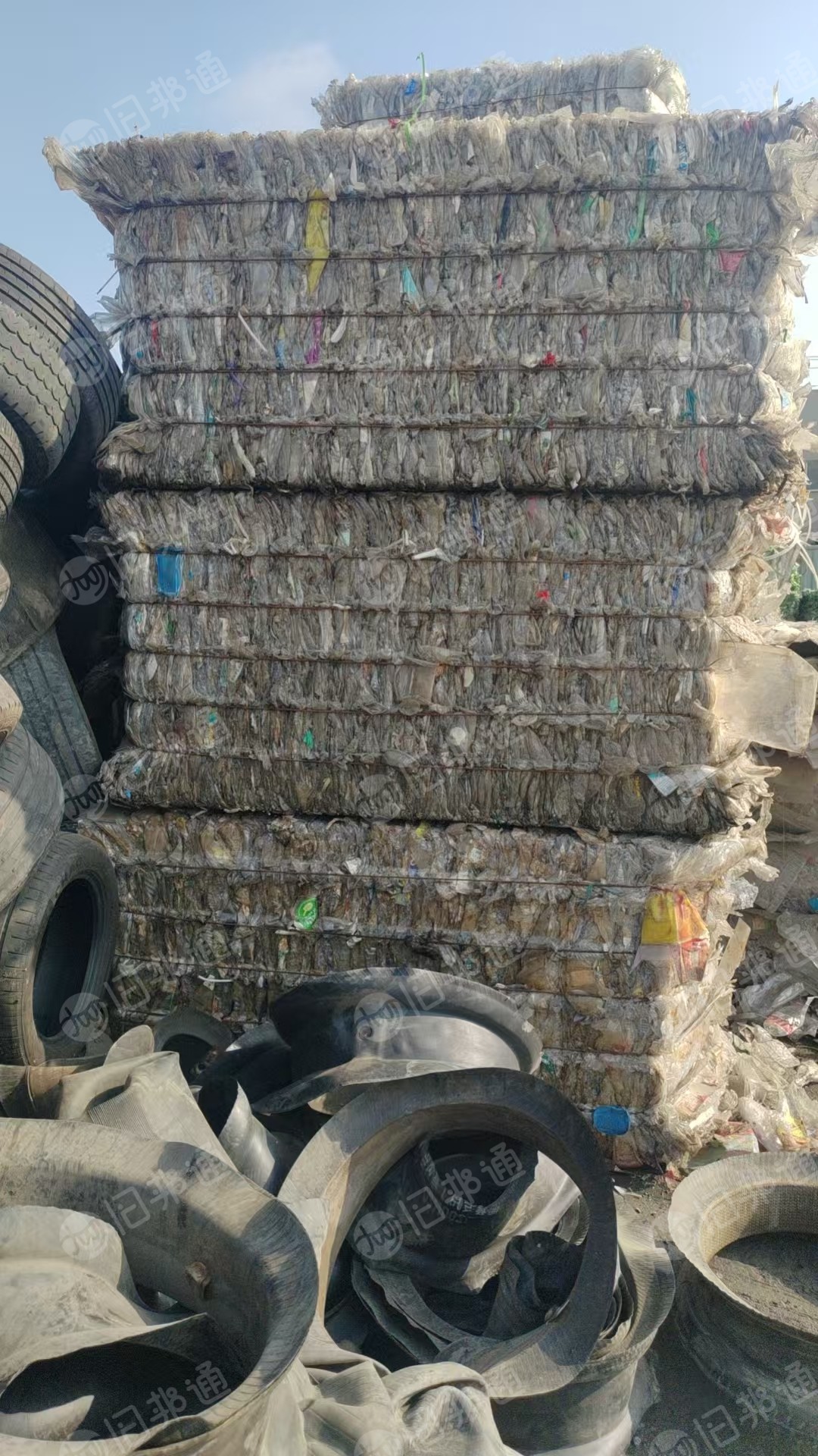 长期出售生活吸塑盒压块，现货13米一挂车