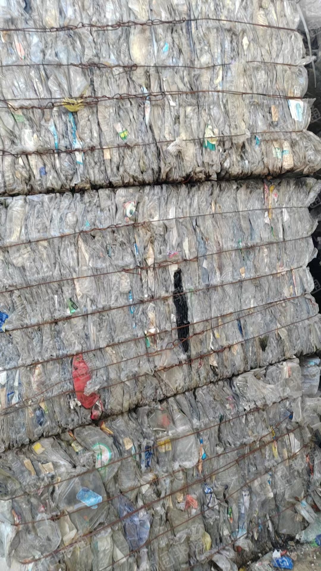 长期出售生活吸塑盒压块，现货13米一挂车