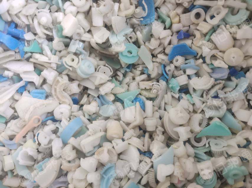 出售POM破碎料，定时器破碎的