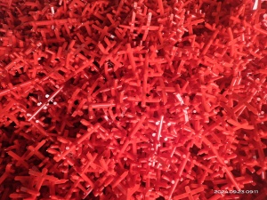 出售PC料头，PC水口料，白色红色透明都有