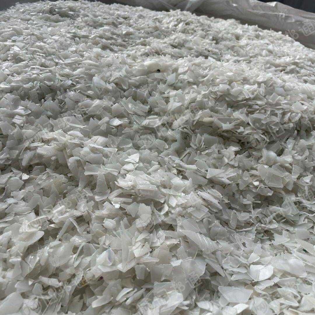 长期大量出售白乙破碎料，奶瓶透析桶等混粉的，每月200吨左右