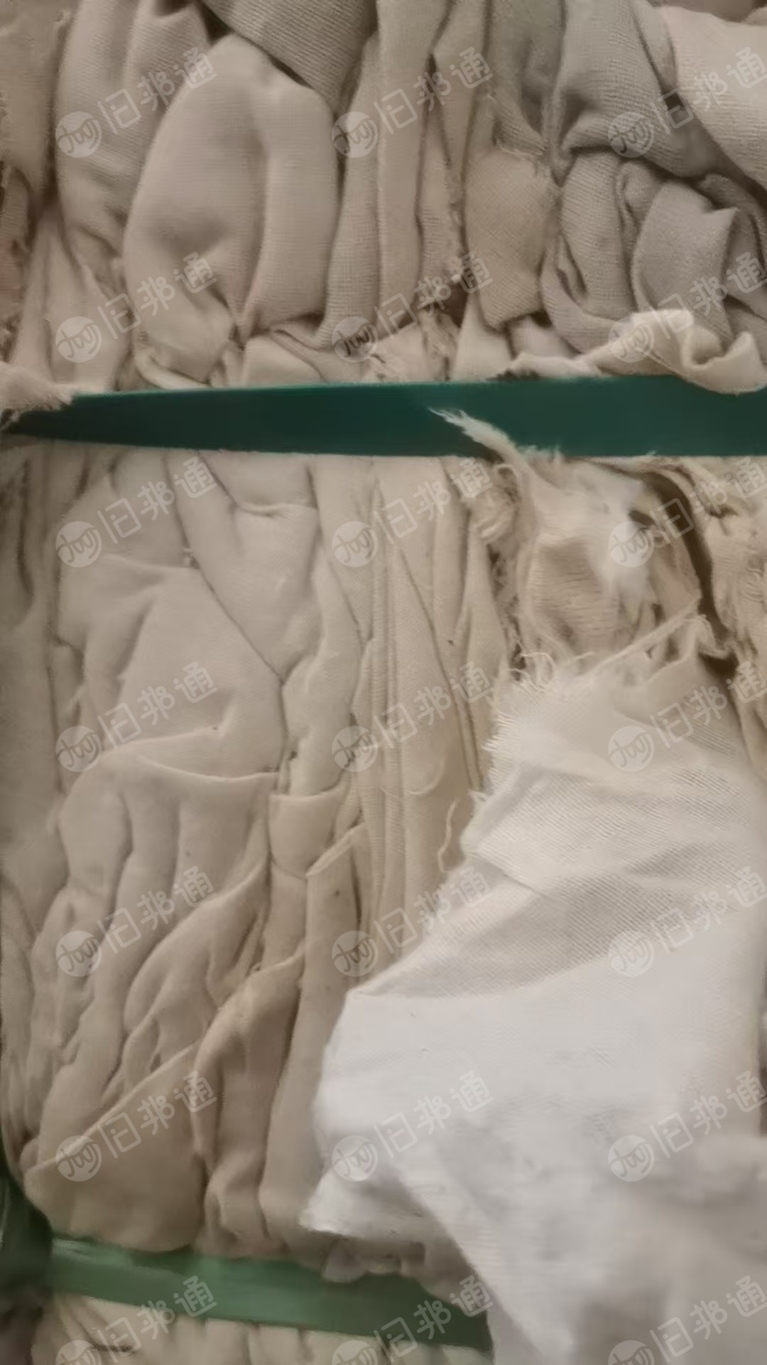 长期出售包皮布，魏桥集团下来的，纯棉涤棉都有，每个月有60吨，货在山东滨州