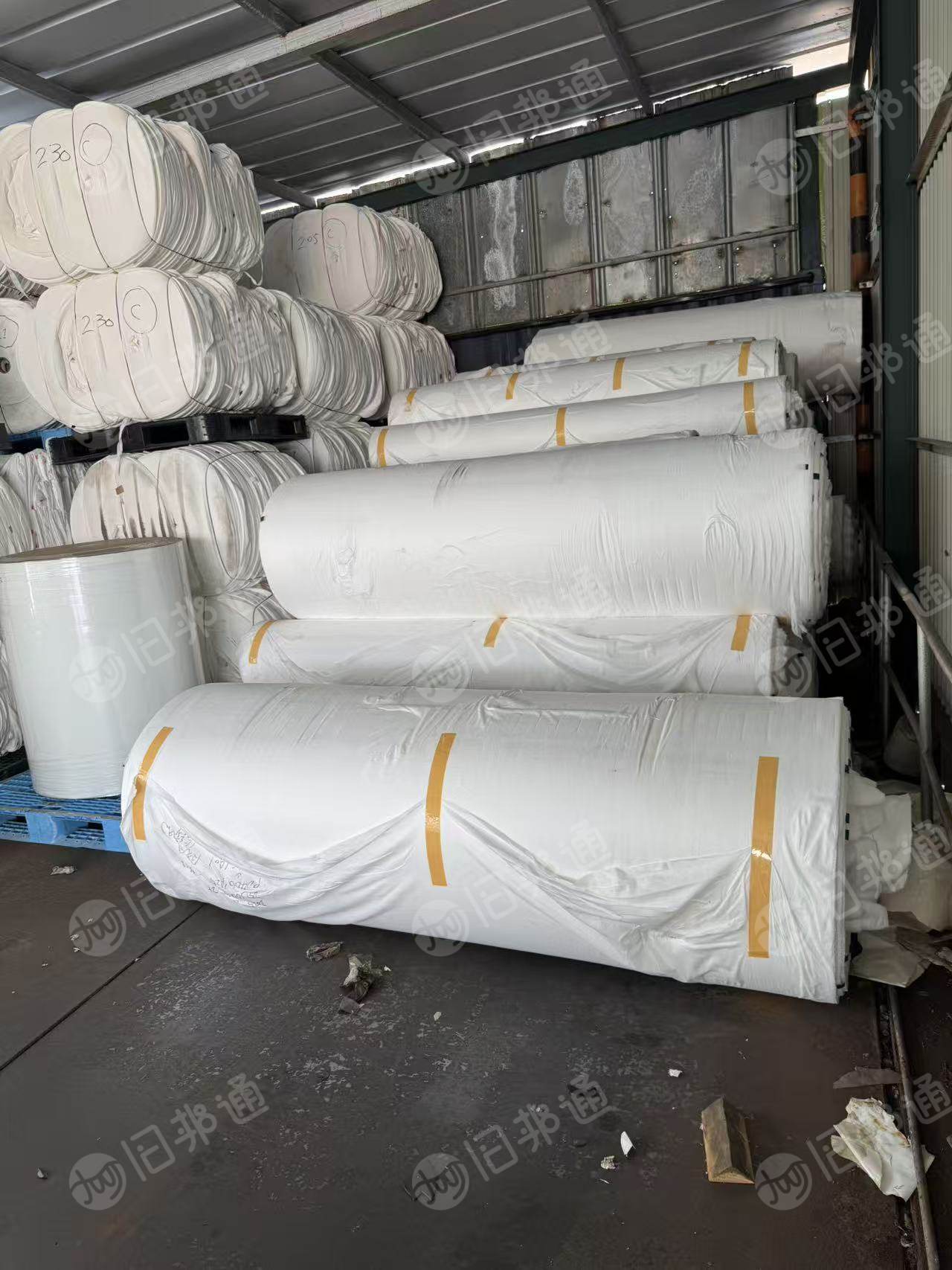 长期出售纯涤纶无纺布，40g左右，宽2米卷料，和宽10公分盘料，日本货，月供30吨，货在日本